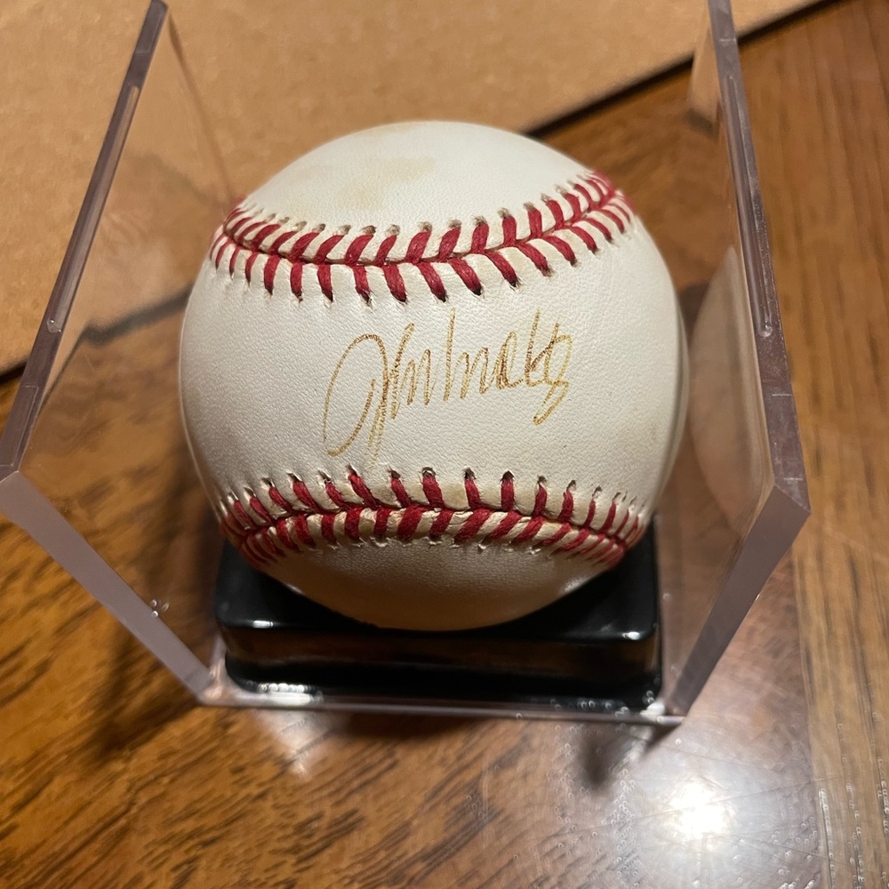John Smoltz Autograph Signed baseball. ROMLB with case Atlanta Braves